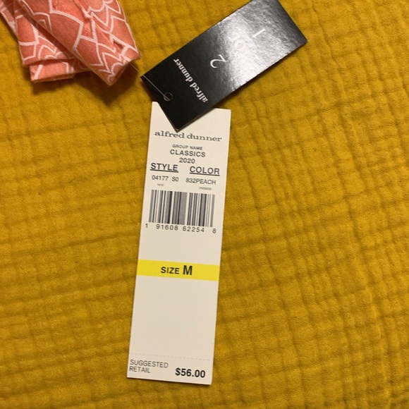 NWT Beautiful coral colored blouse w/ attached tank and silver tone necklace - Picture 8 of 9